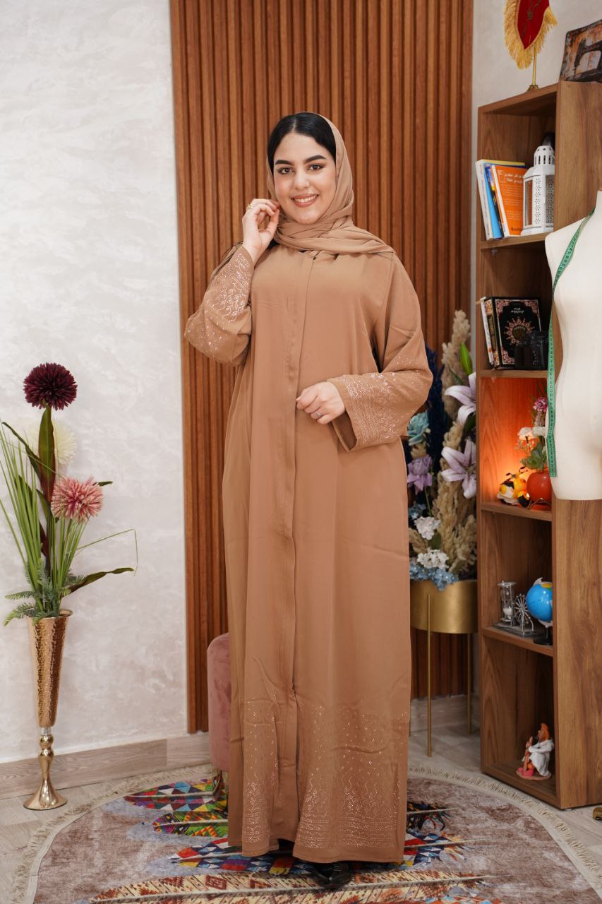 🌸 عباية ميساء الإماراتية بالفولار.. فخامة تليق بكِ 👑